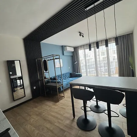 Apartmán Sunrise L 1bd Sea View L Pool L Free Parking