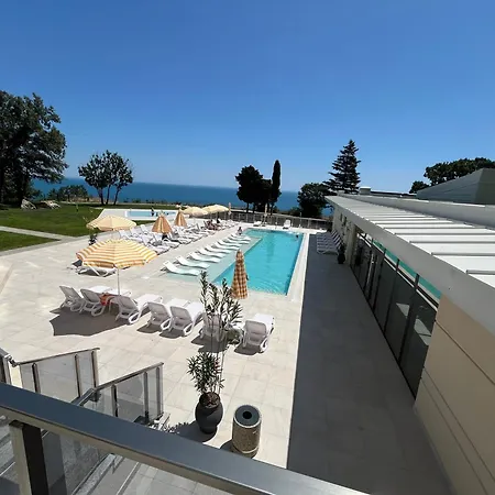 Apartmán Sunrise L 1bd Sea View L Pool L Free Parking *