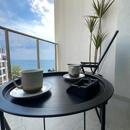Sunrise L 1bd Sea View L Pool L Free Parking 아파트 바르나